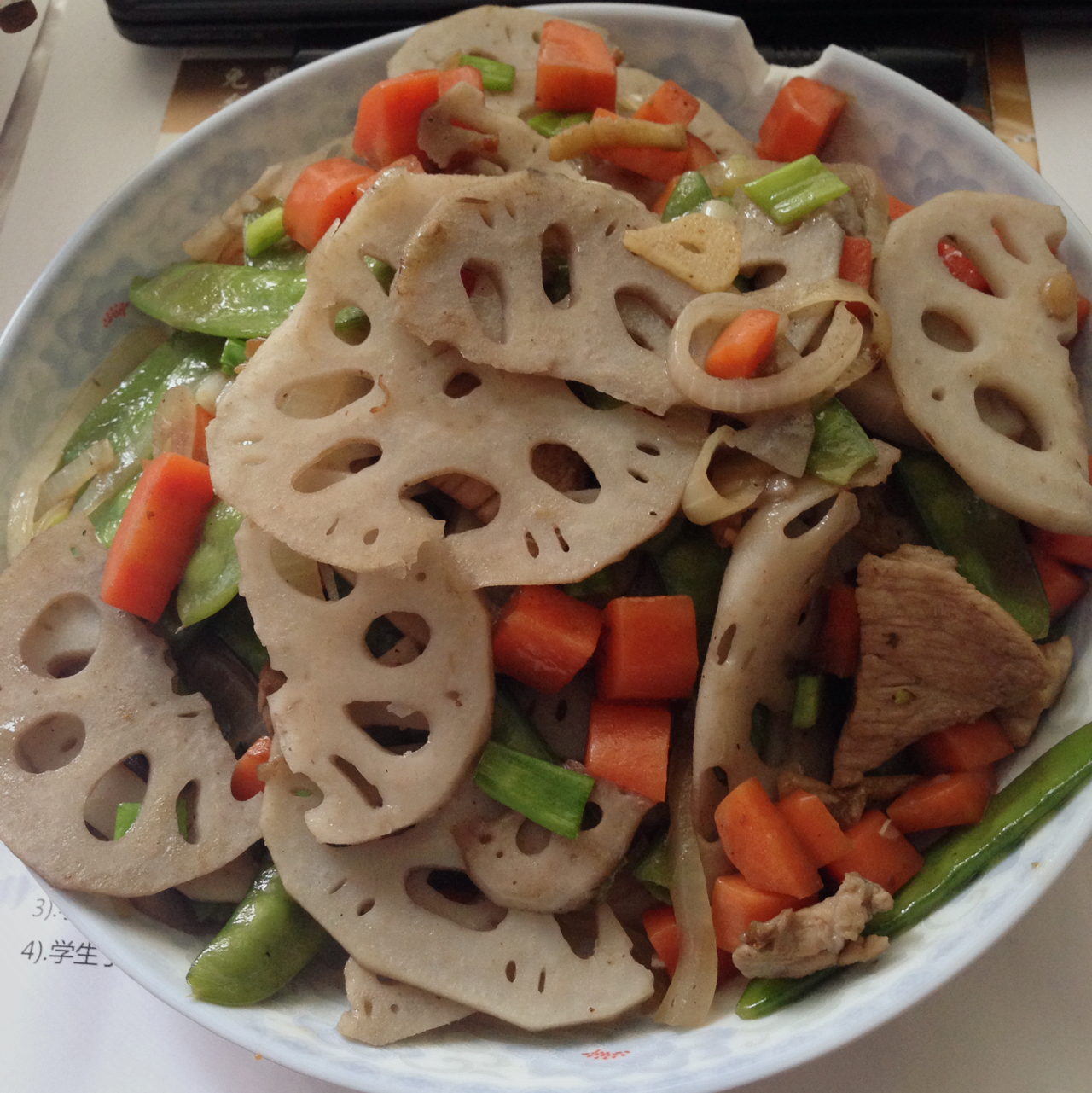 素菜也可以这么美—荷塘小炒