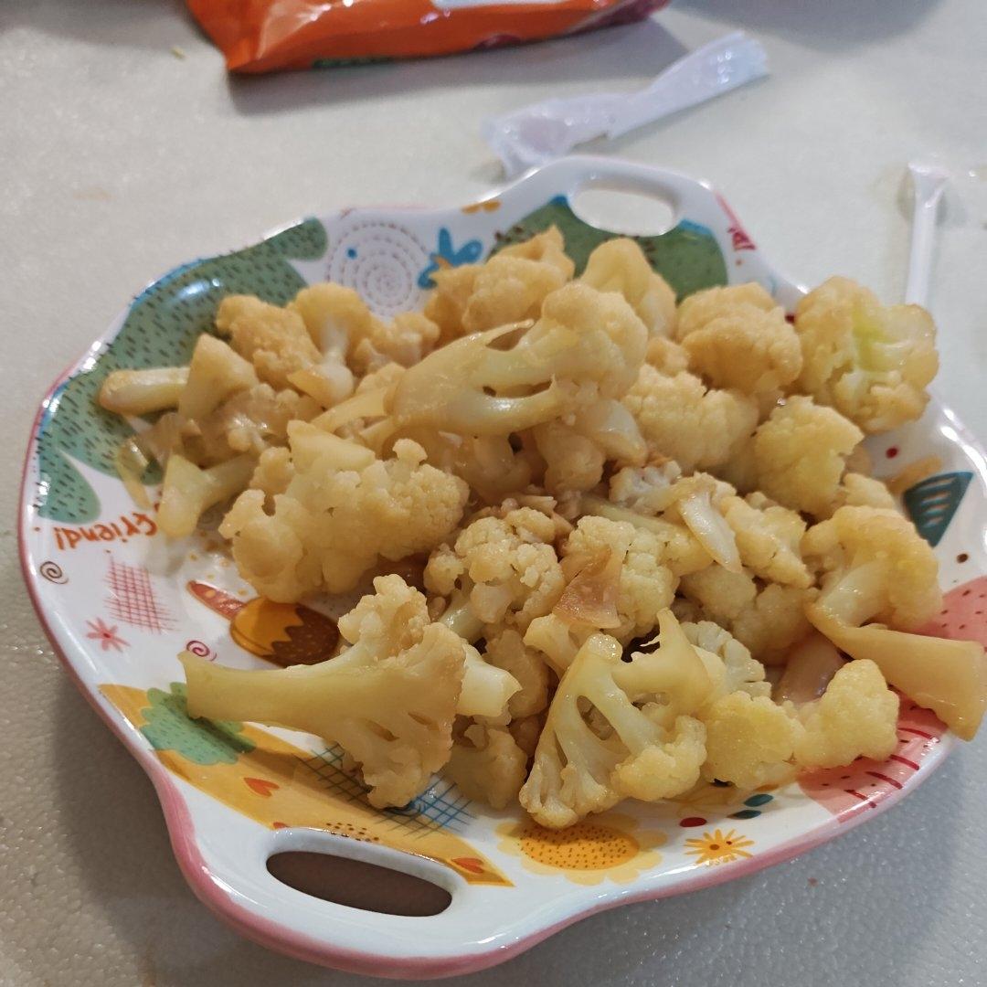 家常素炒菜花，清脆！