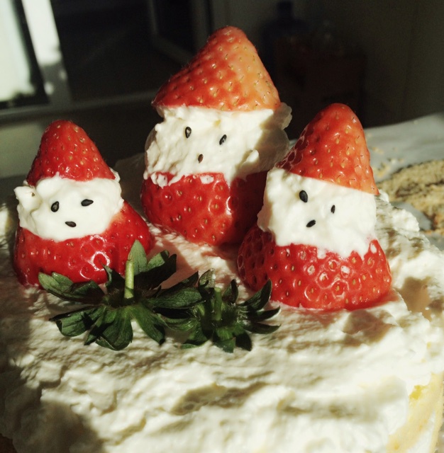 6寸草莓奶油戚风蛋糕