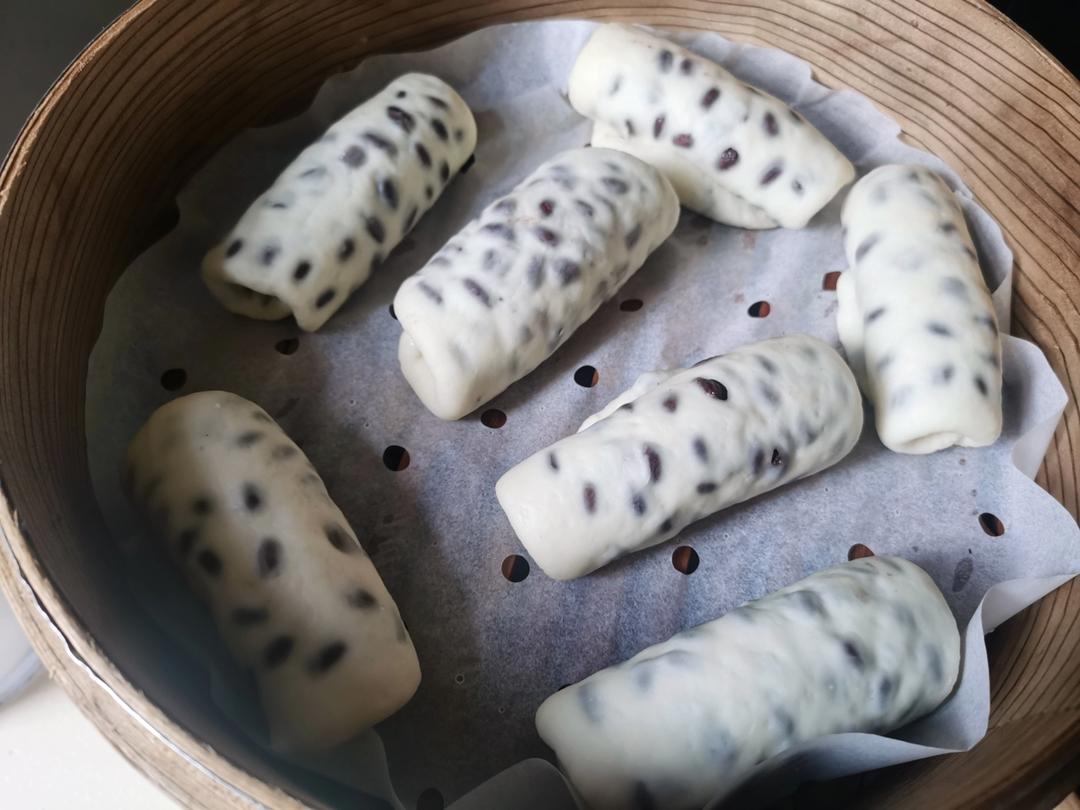 红豆卷    小碗蒸面包