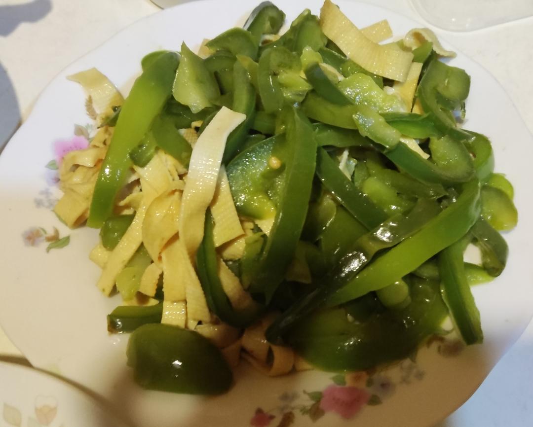 比肉还好吃的青椒炒千张