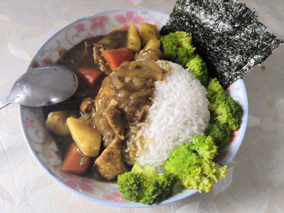 简约日式咖喱饭