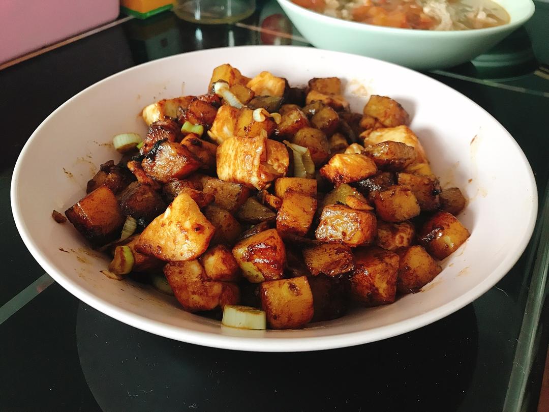 一道怎么做都好吃的干煎土豆鸡丁（红烧，咖喱，椒盐，孜然）