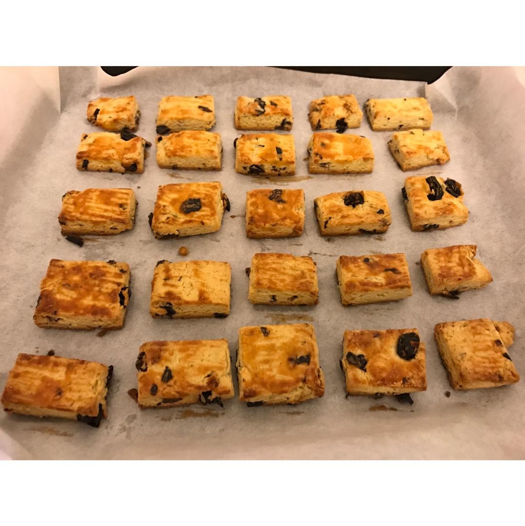 葡萄奶酥(超酥香的饼干)