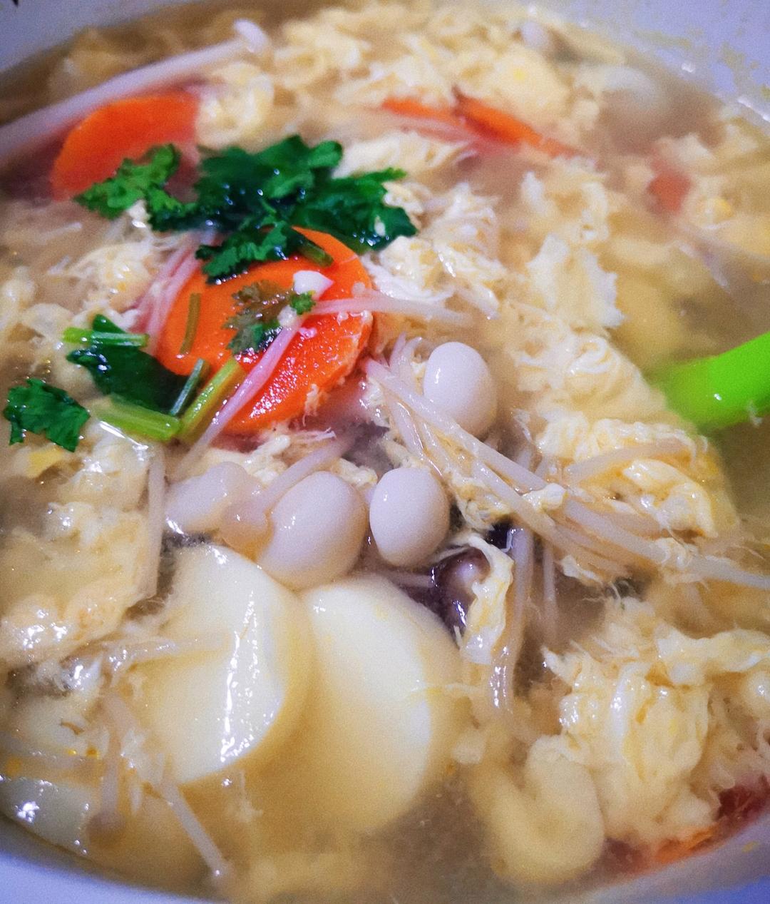 豆腐菌菇汤