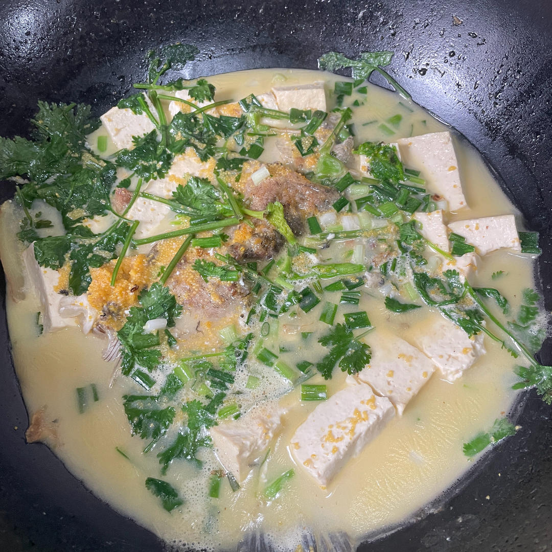 奶白鲫鱼豆腐汤|一条鱼最后的温柔