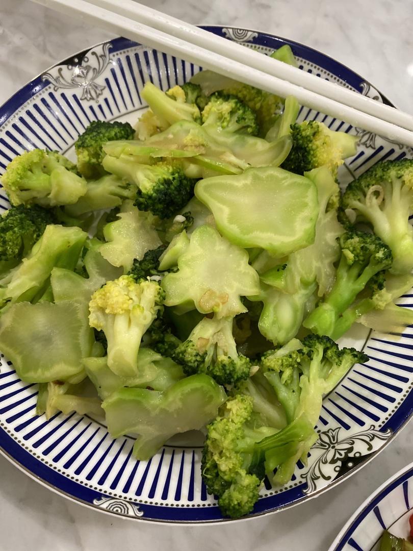 蚝油蒜蓉西兰花