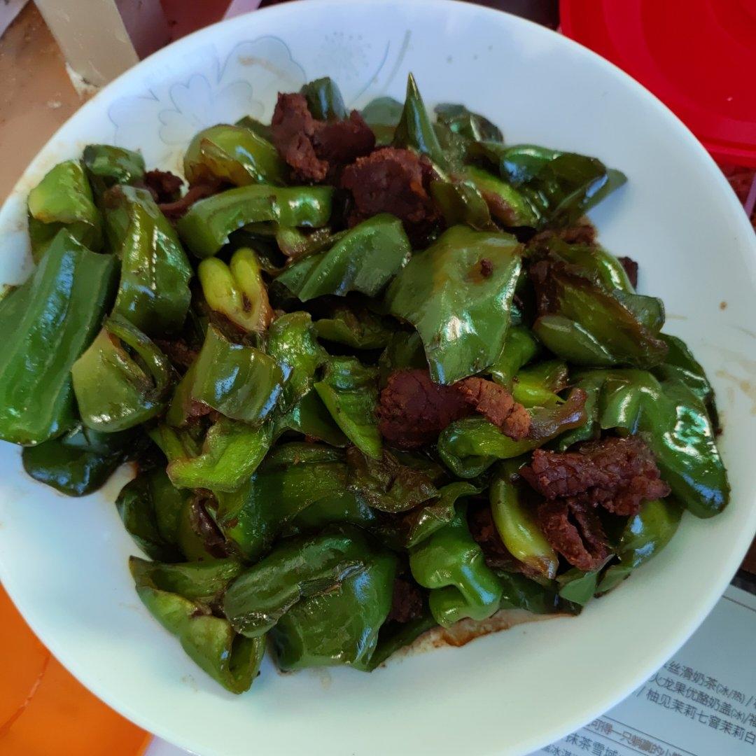 青椒炒肉