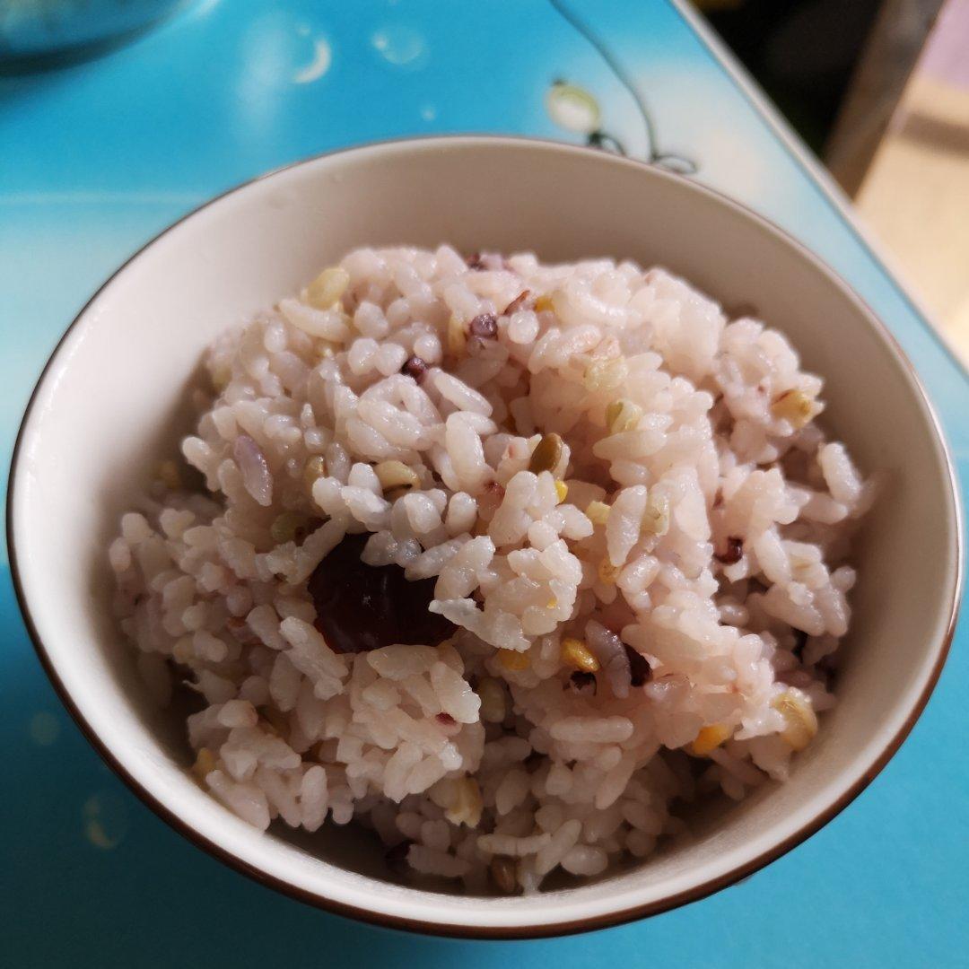健康五谷杂粮饭