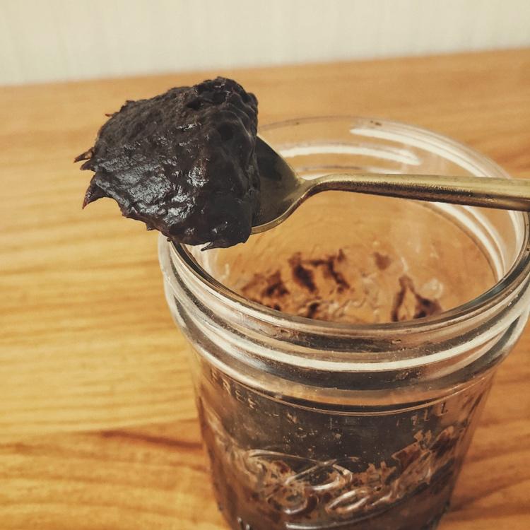 微波炉香蕉布朗尼杯子