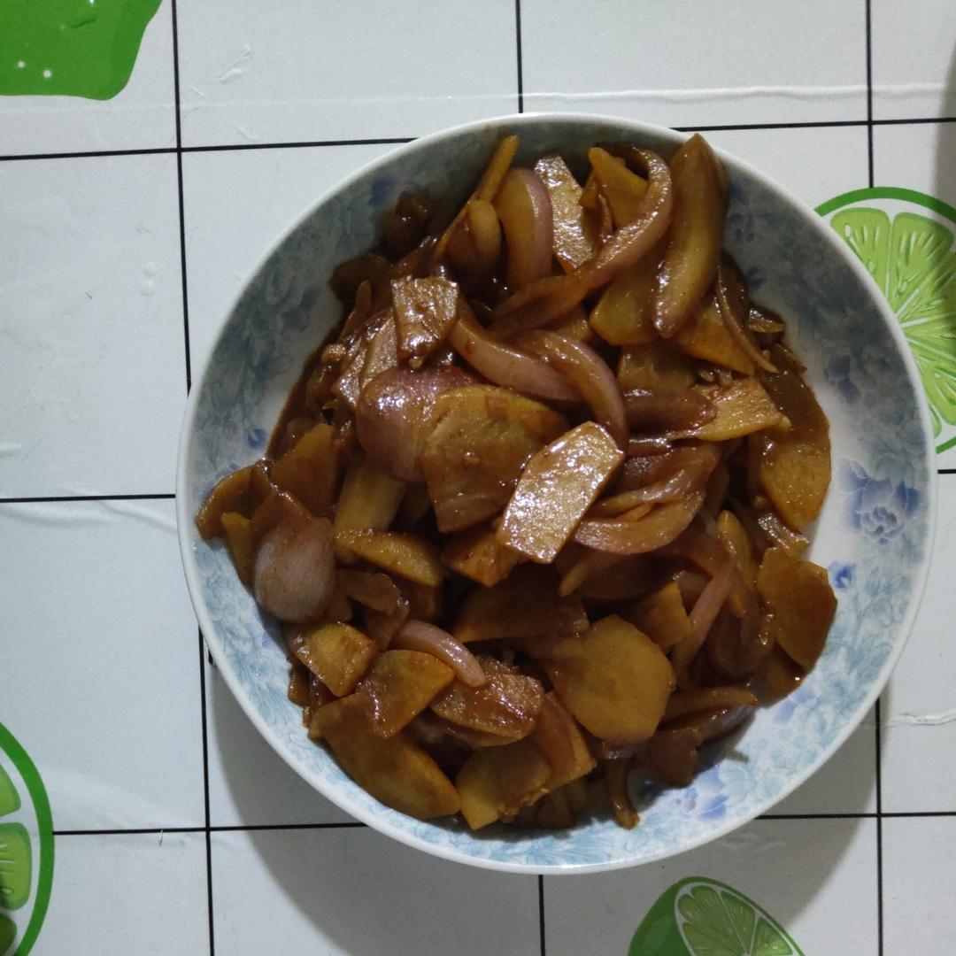 洋葱炒土豆
