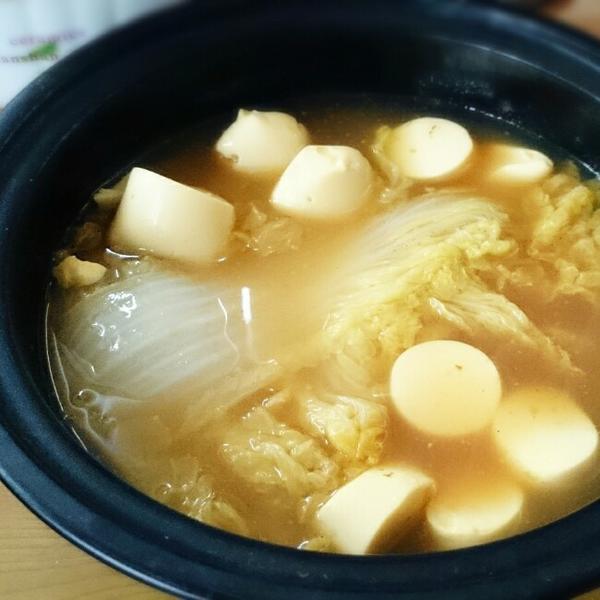 白菜肉丸炖豆腐塔吉锅版