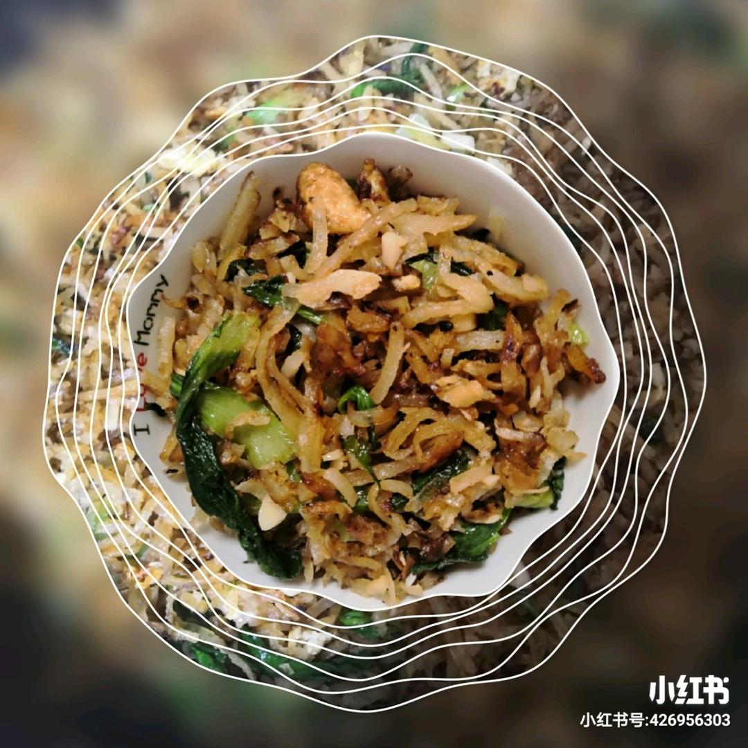 全程不加水，炒出焦酥蒜香炒饼😋的做法