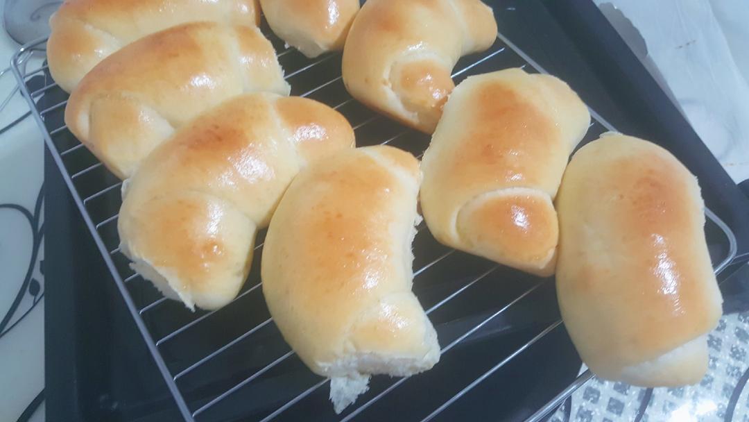 椰蓉葡萄干面包