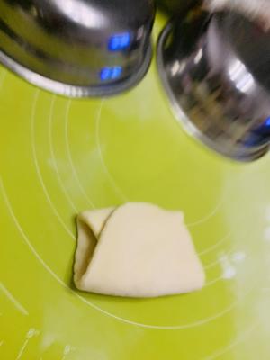 低热量版本汤种椰蓉辫子包的做法 步骤6