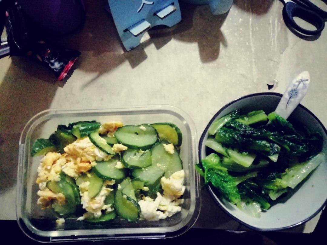 脆黄瓜炒鸡蛋～一菜登大堂