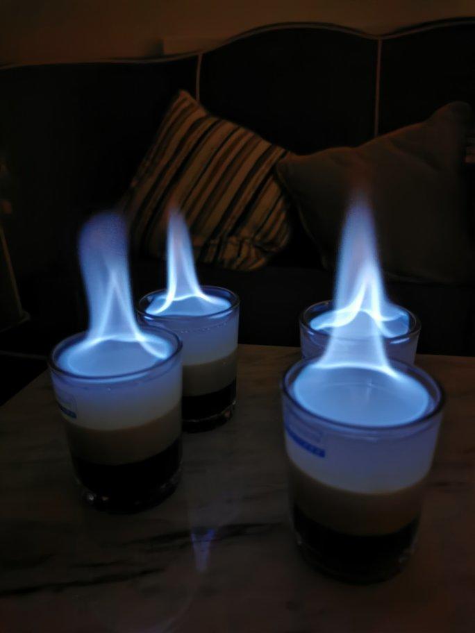 鸡尾酒-B52轰炸机