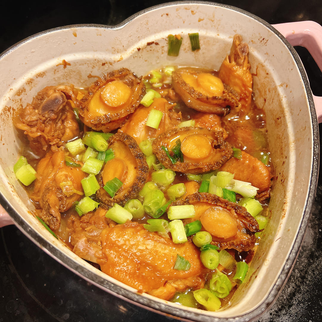 鲍鱼焖鸡煲