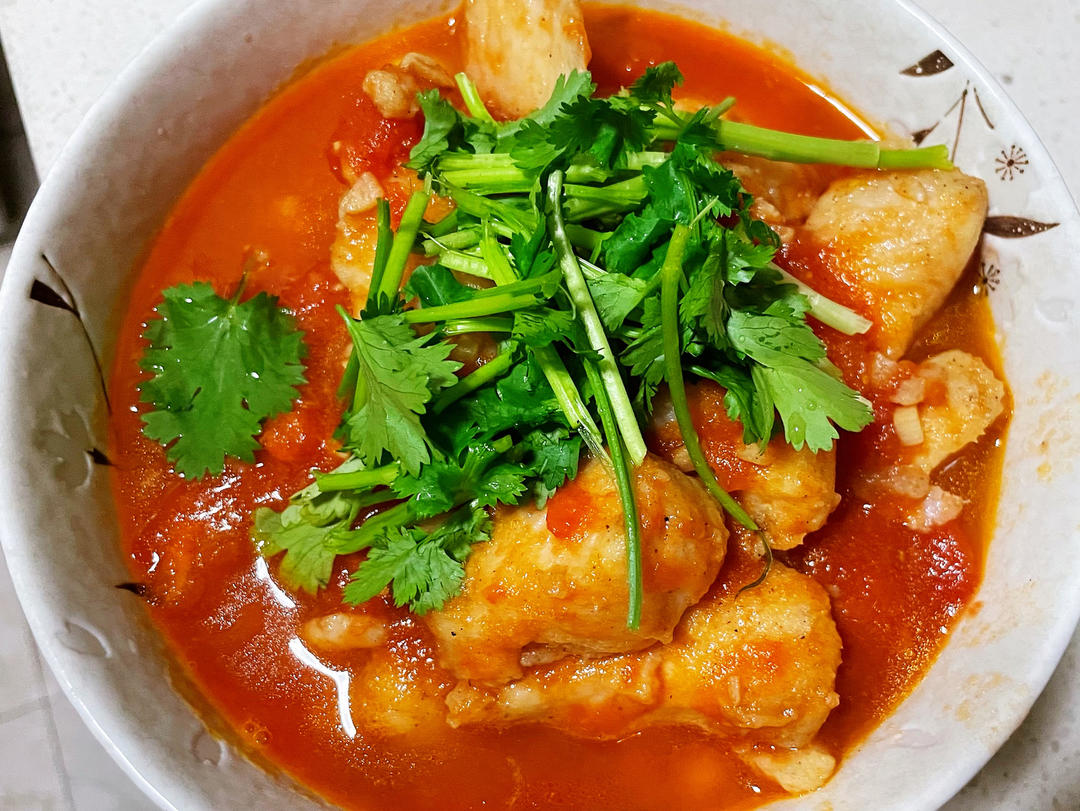番茄鱼巴沙鱼（也可以用番茄龙利鱼），番茄酱汁超浓郁，营养又下饭！