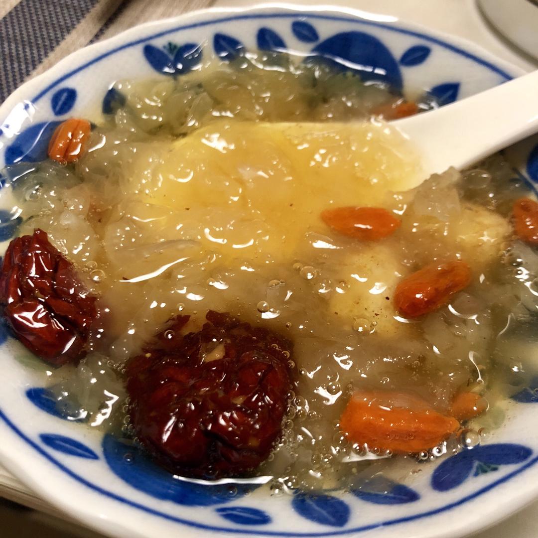 Get这份养身汤 经期有效缓解姨妈痛