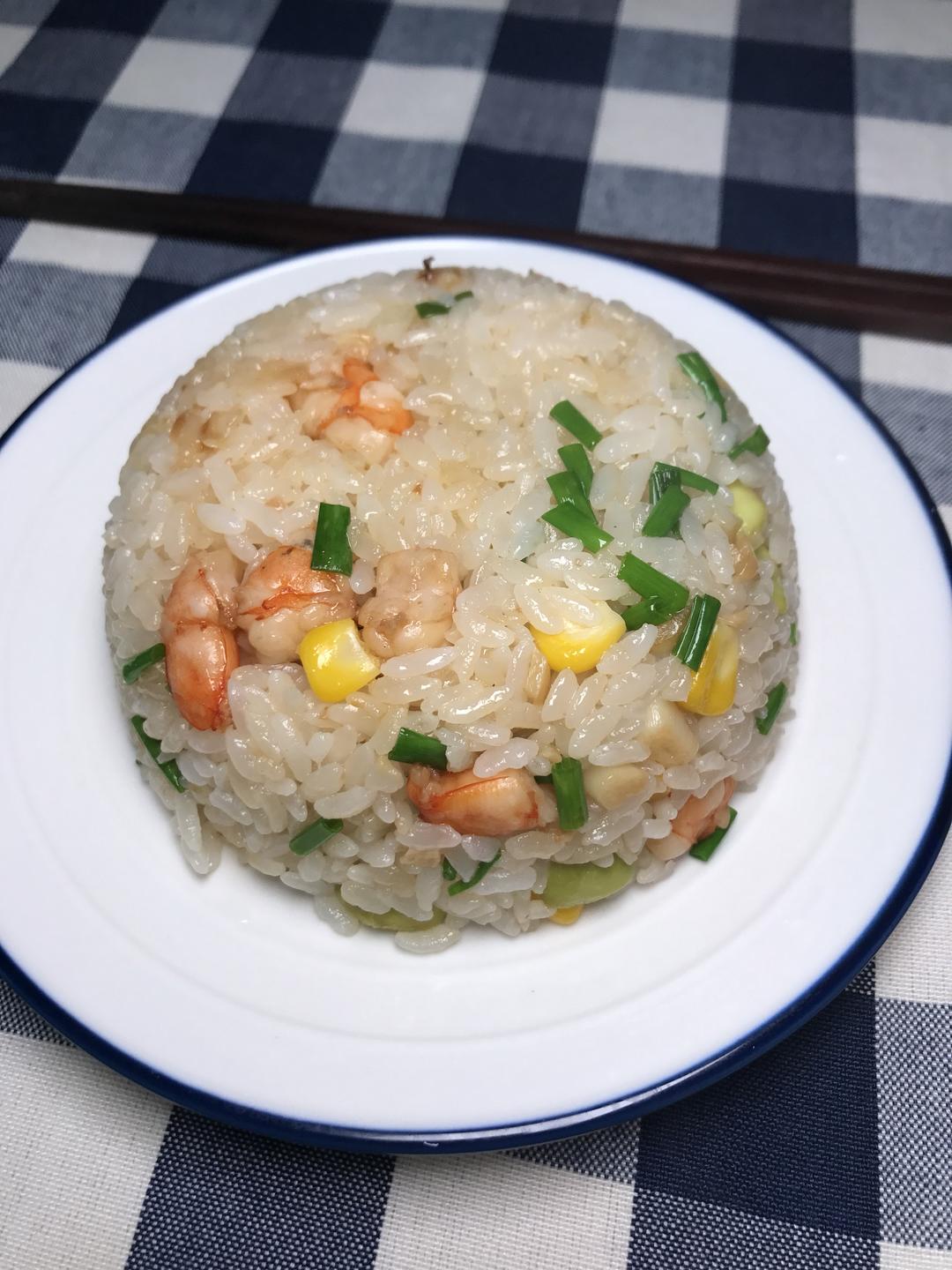 蒜蓉虾焖饭