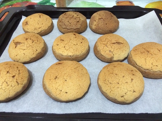 巧克力酥皮泡芙