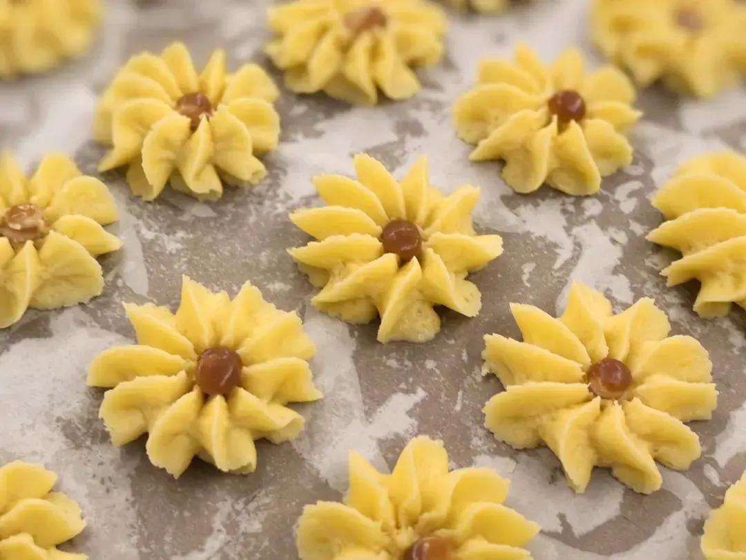 酥到掉渣｜在家做超好的醇香曲奇饼干