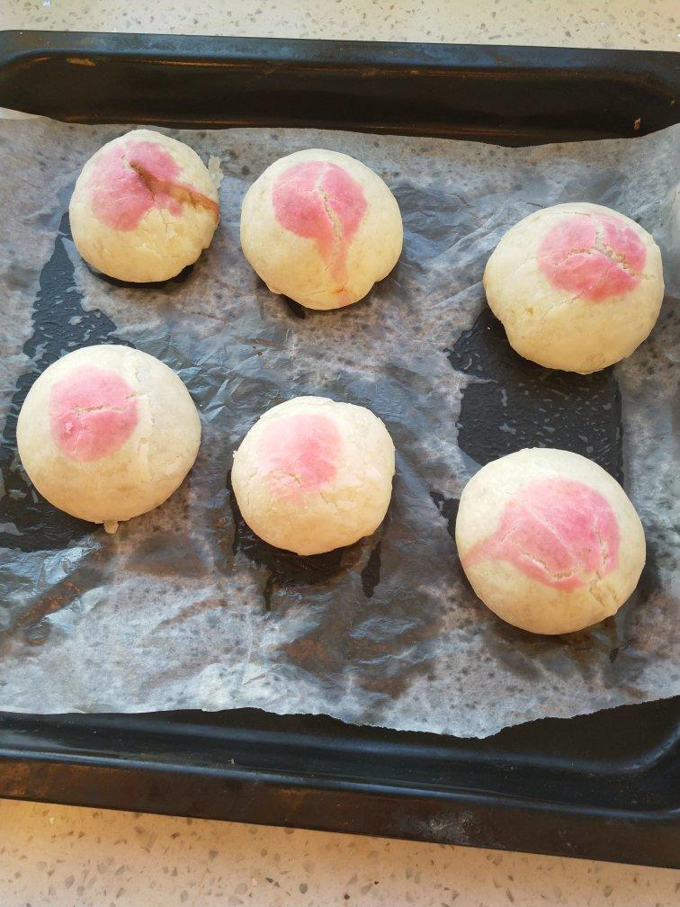 排四个小时队也买不到的鲜肉月饼，秘诀是放麻油！