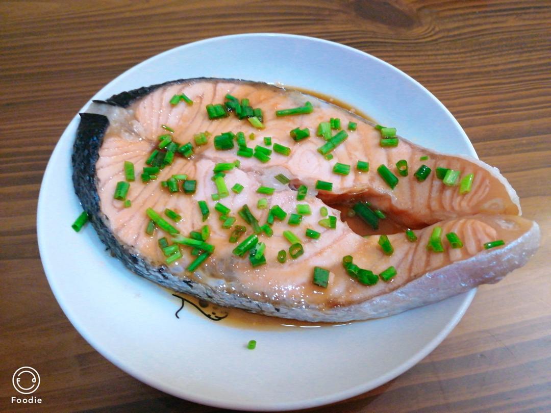 简单纯粹的清蒸三文鱼