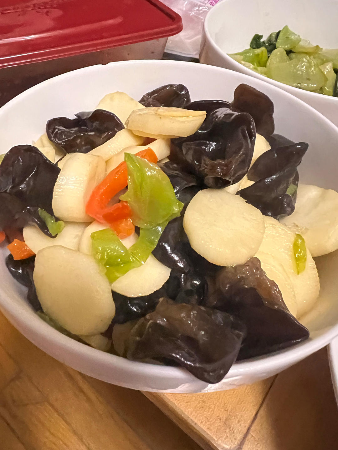 养生食谱之木耳炒山药