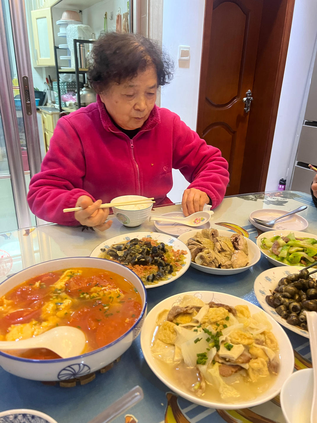 【跟我做不会错】简单又好喝的西红柿鸡蛋汤，家常又营养哦