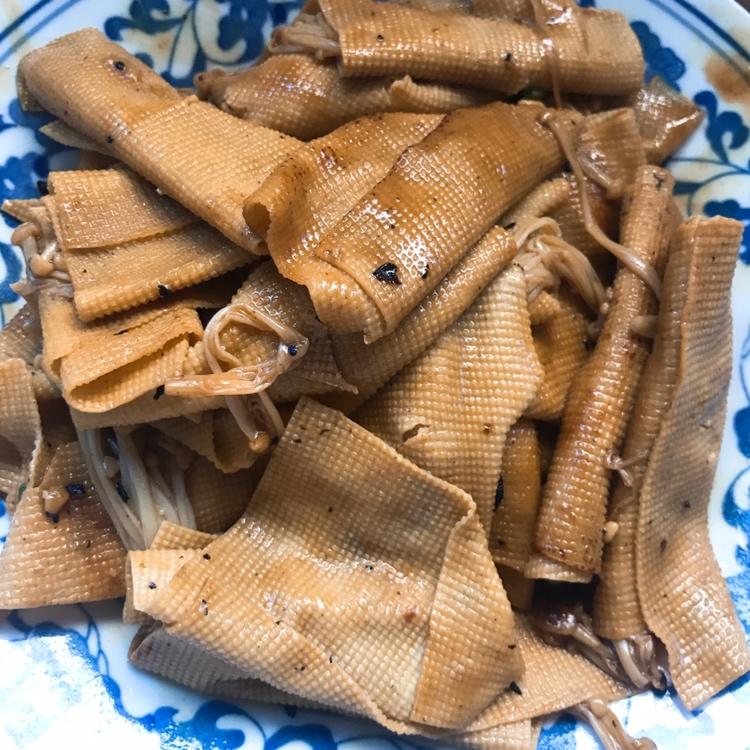 比肉还好吃的金针菇豆皮卷