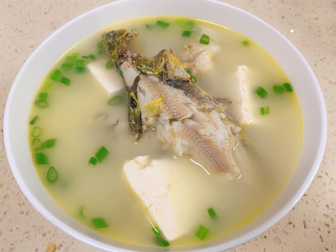 豆腐鱼汤的做法