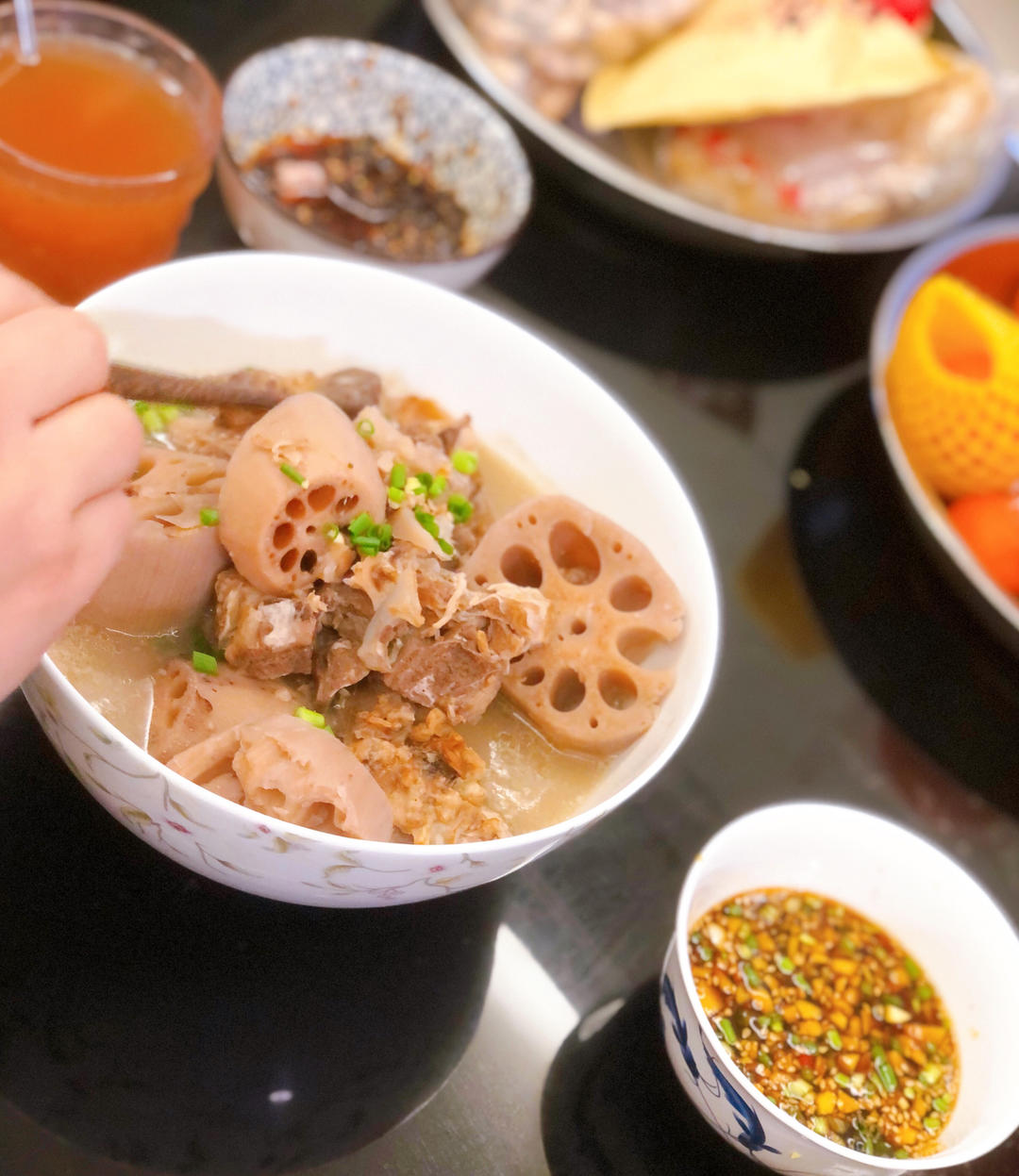 洪湖莲藕排骨汤
