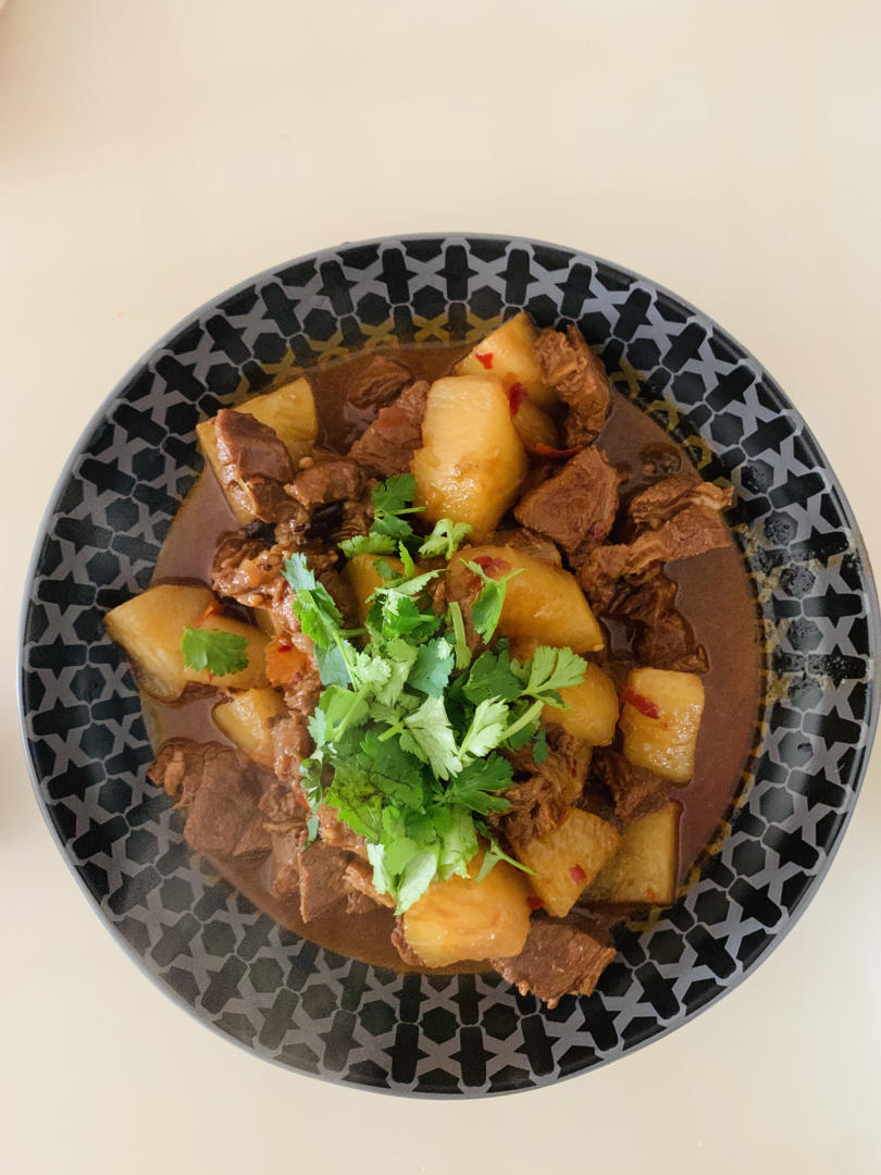 【红烧羊肉煲】