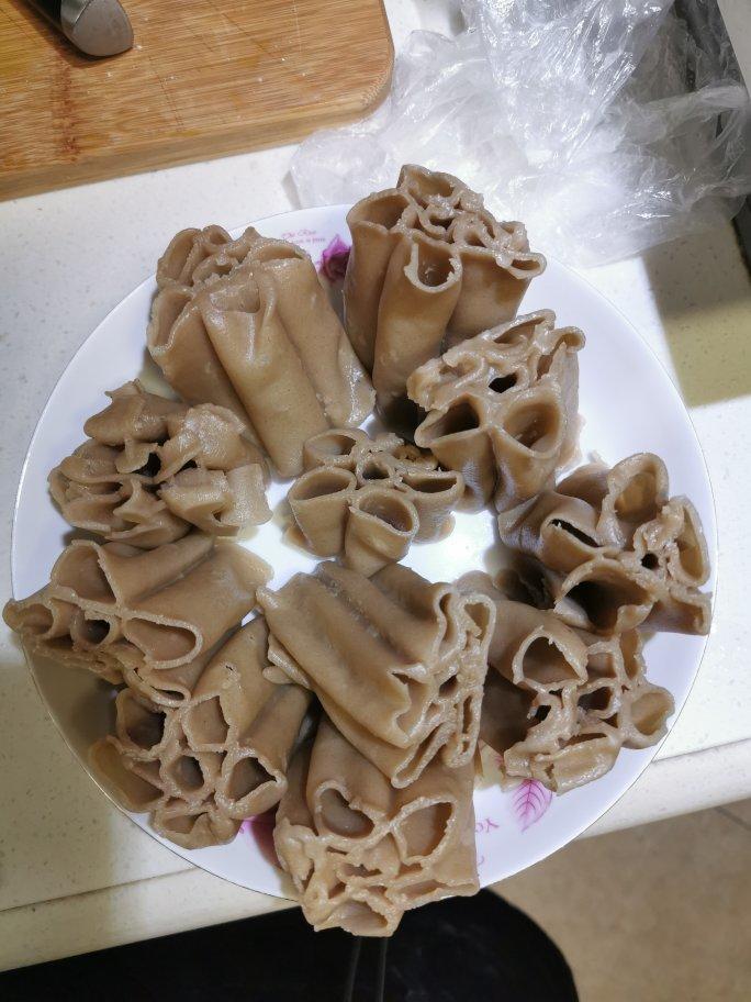 简单易学的莜面窝窝（保证人人都是推窝窝高手）