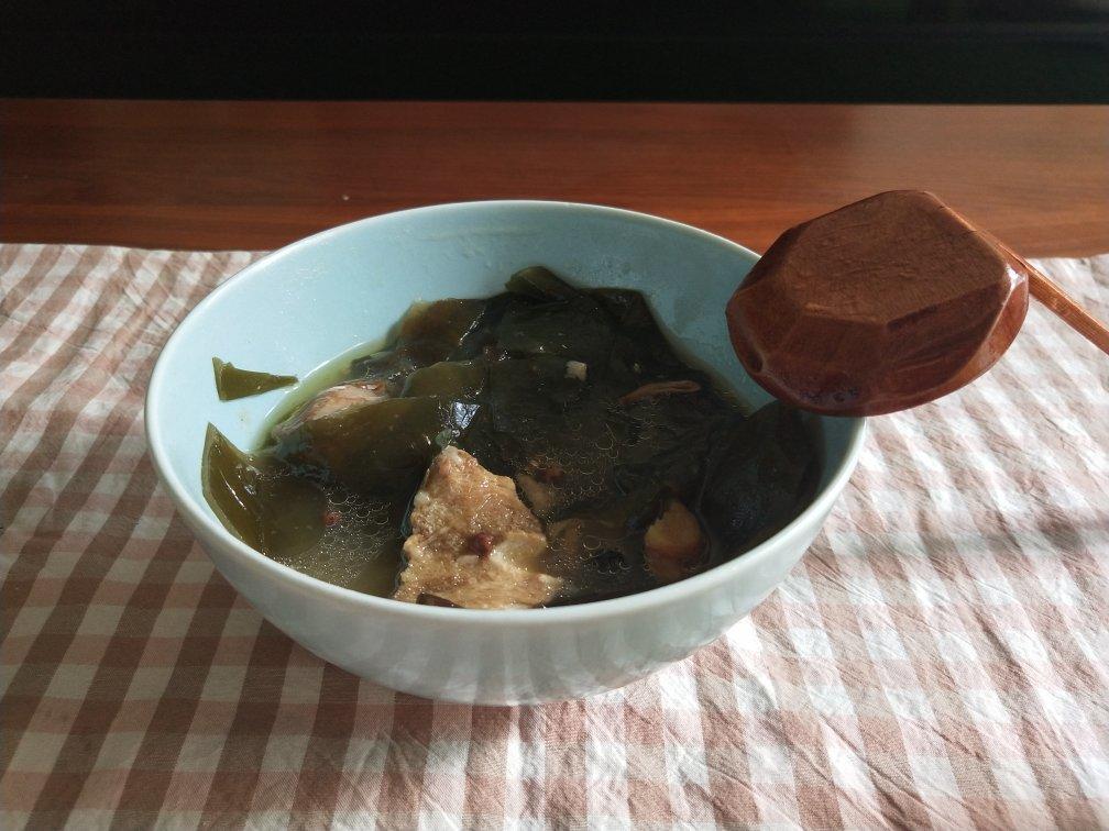 海带排骨汤