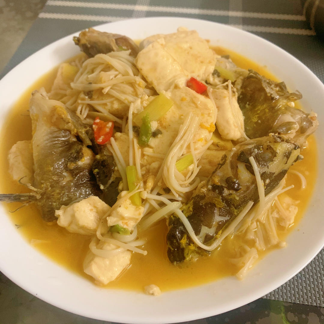 黄骨鱼焖豆腐