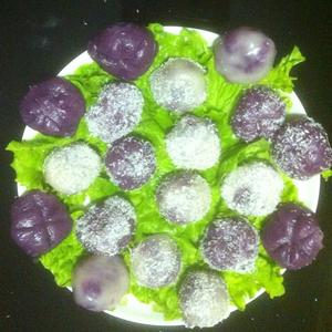 椰丝紫薯糯米糍的做法 步骤8