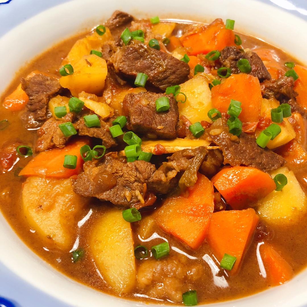 红烧牛肉土豆 （独家秘制）