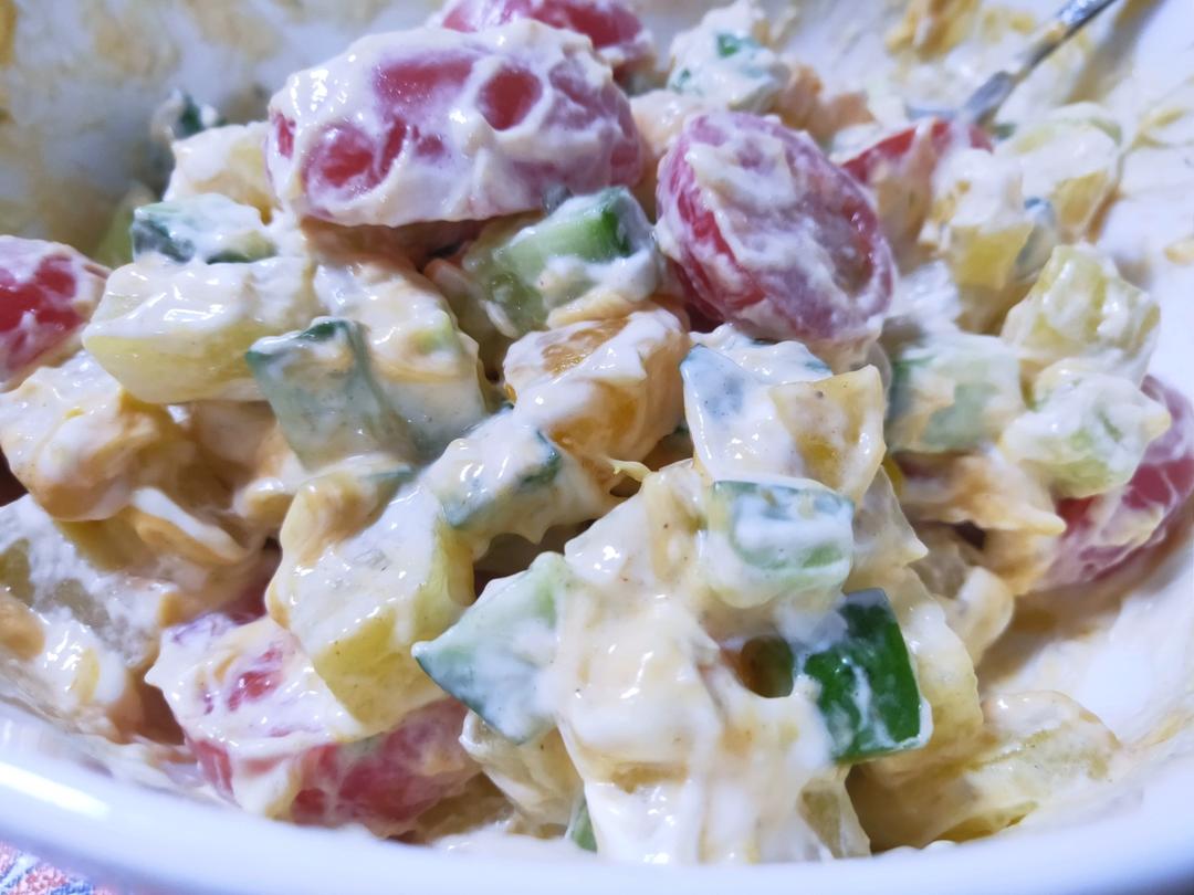 难以抗拒的经典土豆沙拉