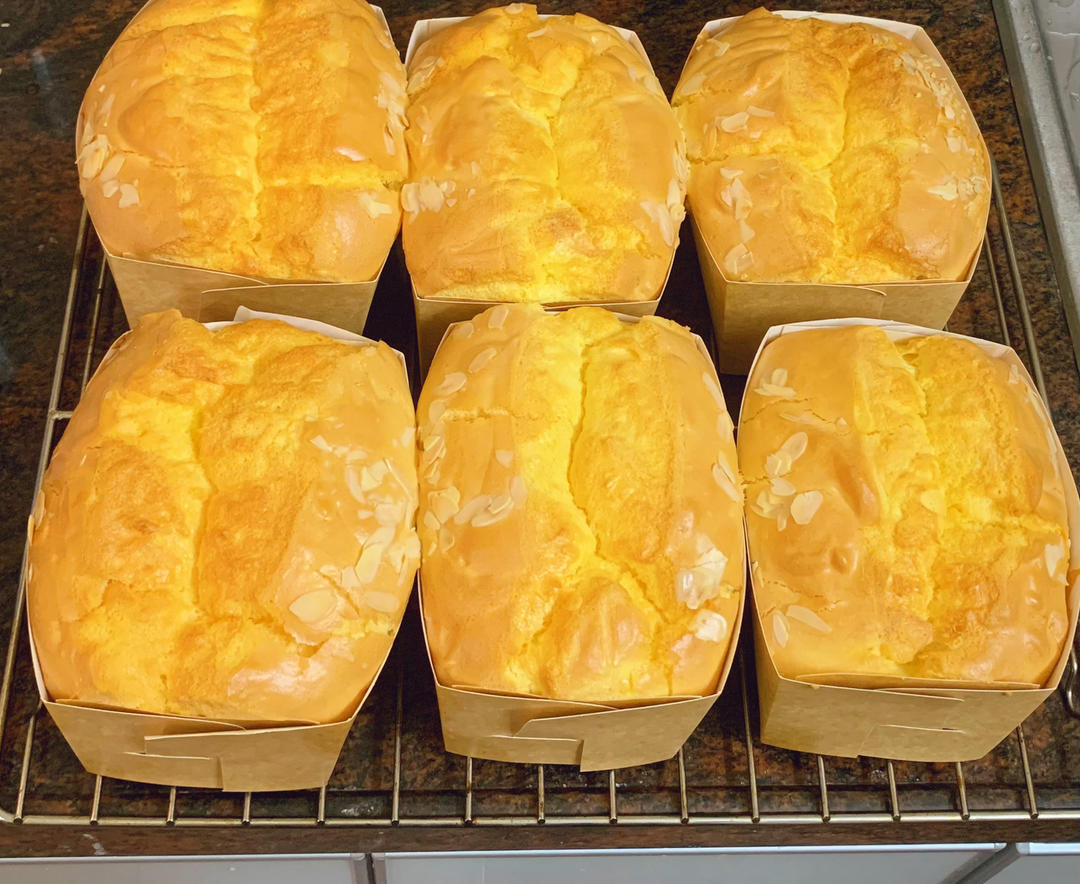 火爆全网的金枕蛋糕