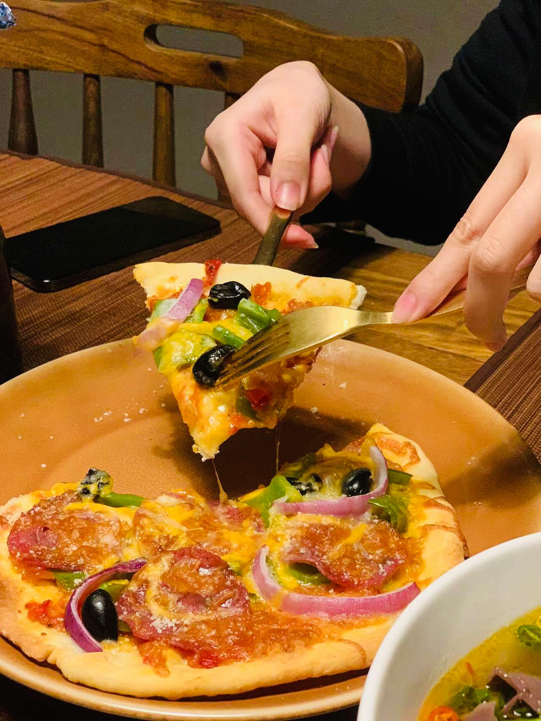 《Tinrry下午茶》教你做意大利薄底披萨