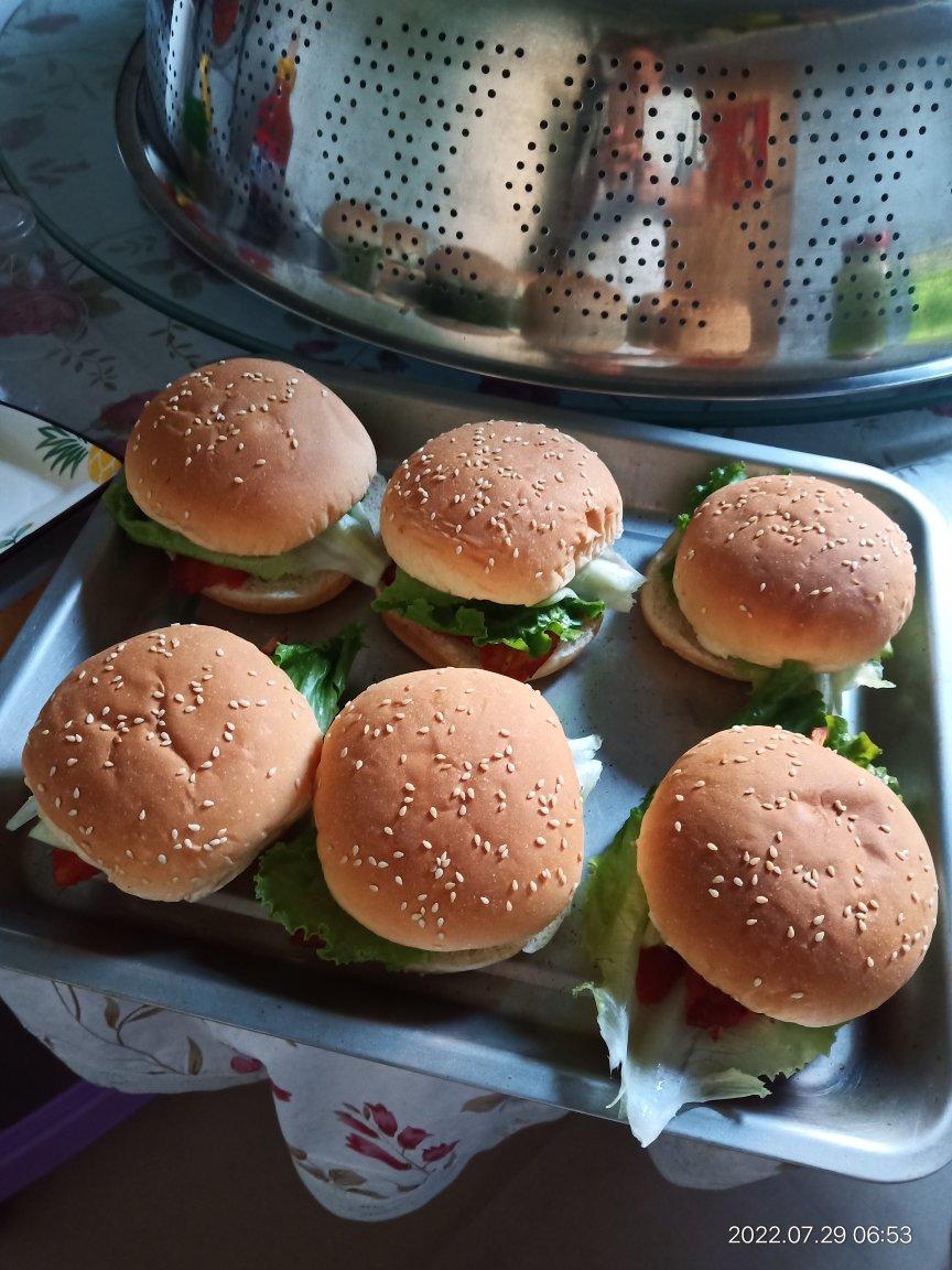 家庭版汉堡肉饼