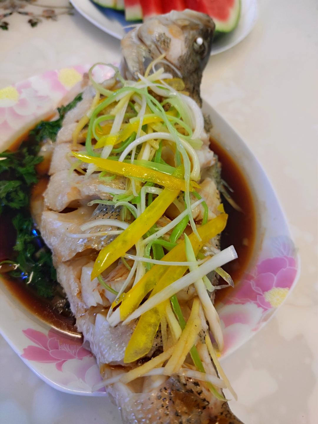 总厨教你做清蒸鲈鱼