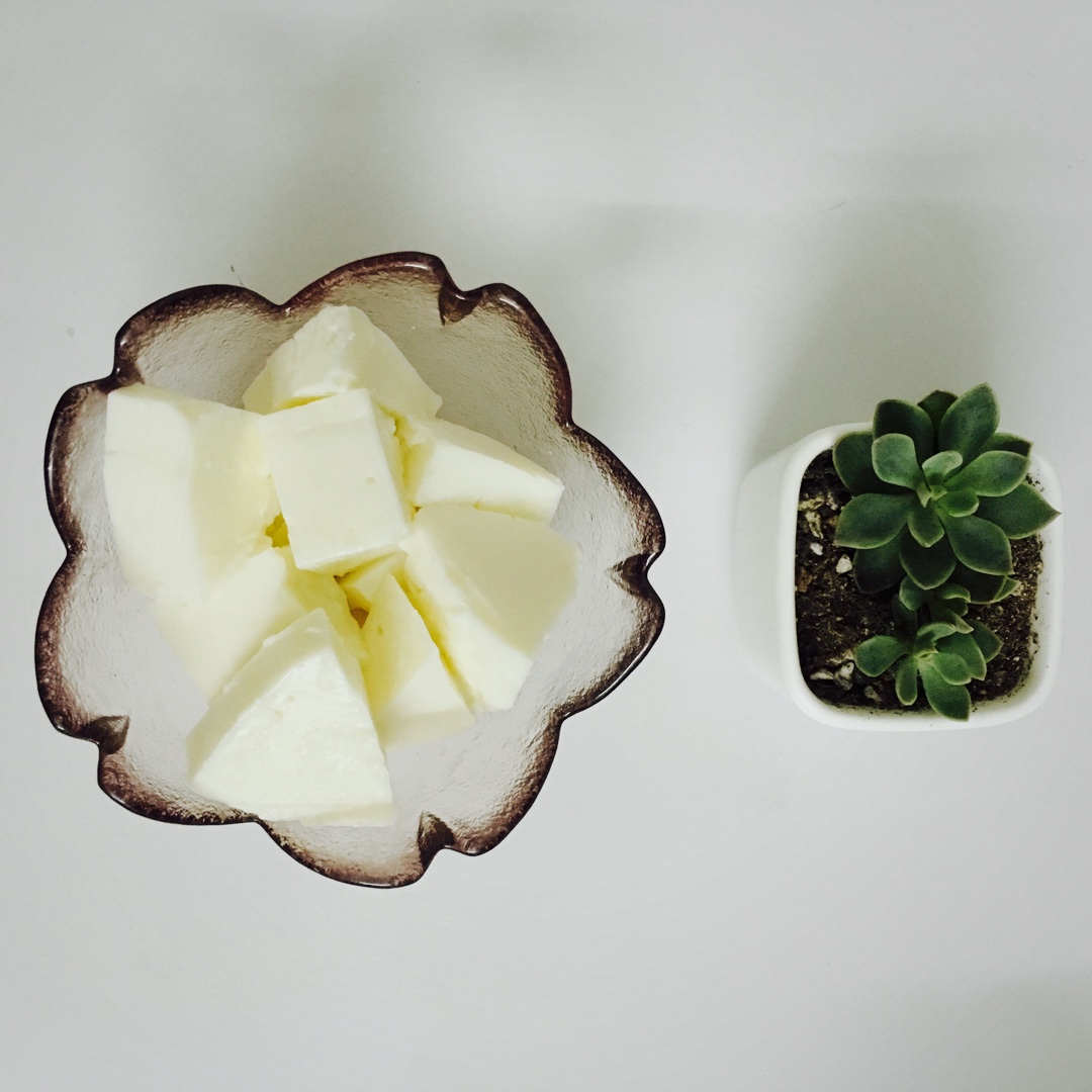 椰丝牛奶小方糕