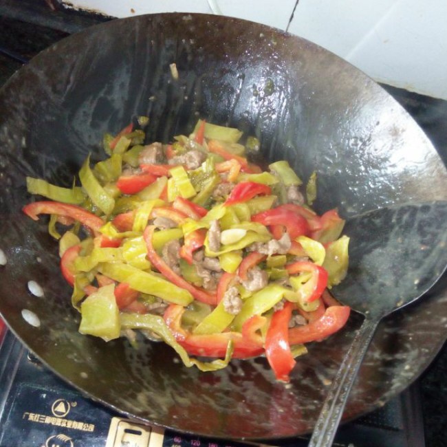 酸菜牛肉