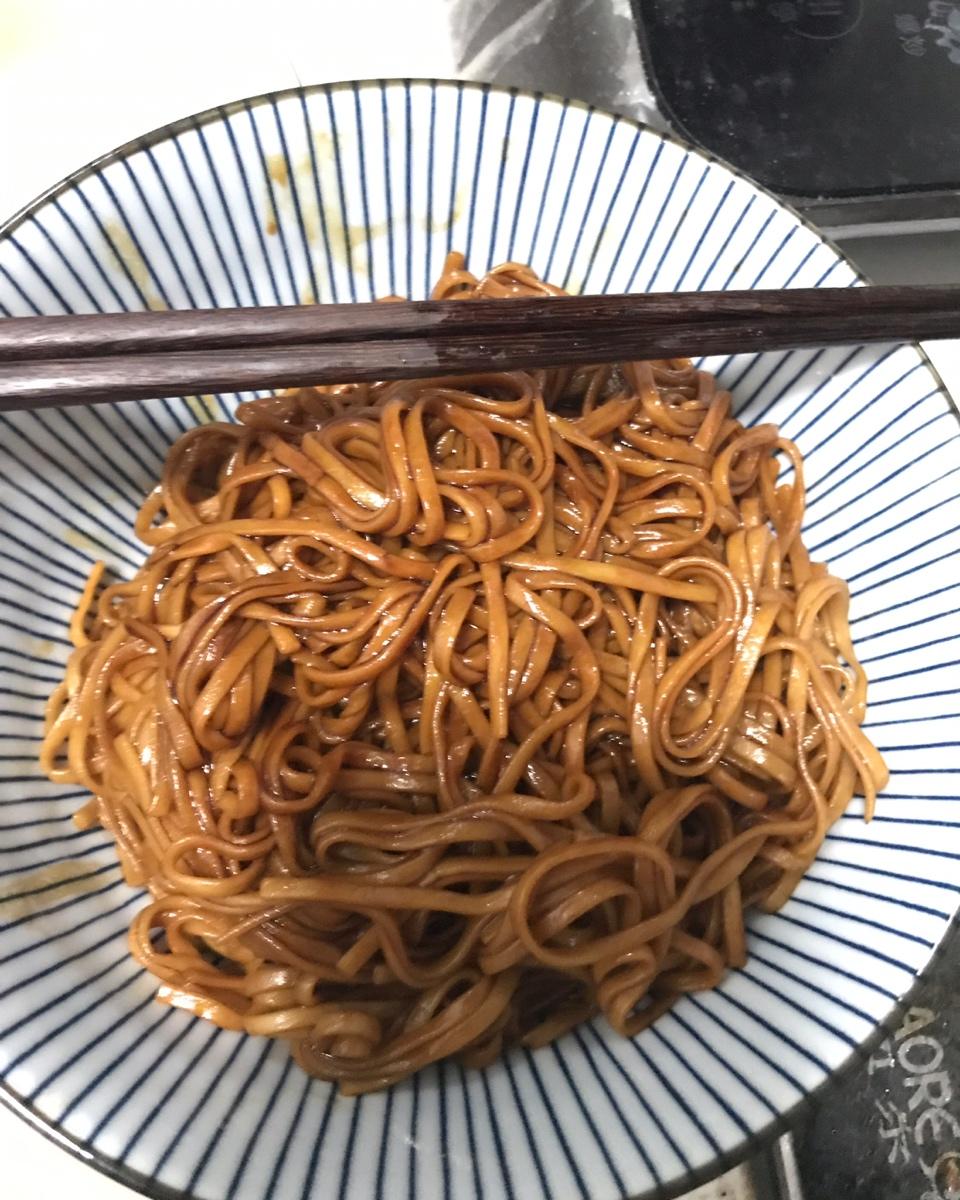 葱油拌面Spring Onion Noodles