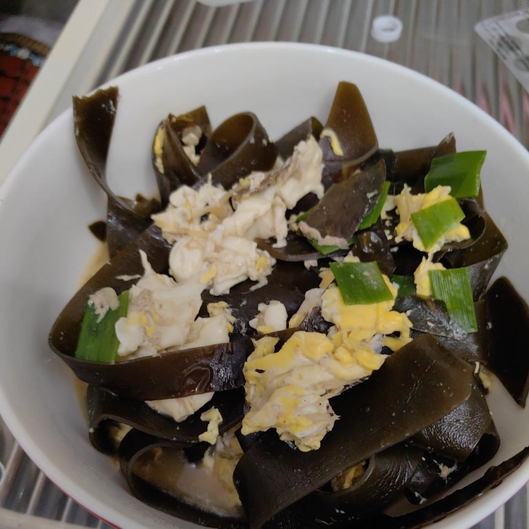 韩国海带汤（미역국）