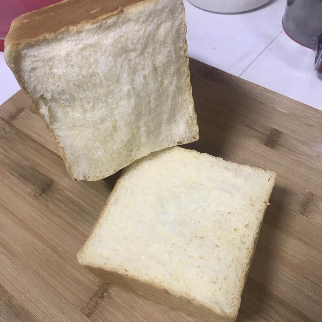 超级松软❗️一次发酵做好吃的❗️奶香手撕吐司